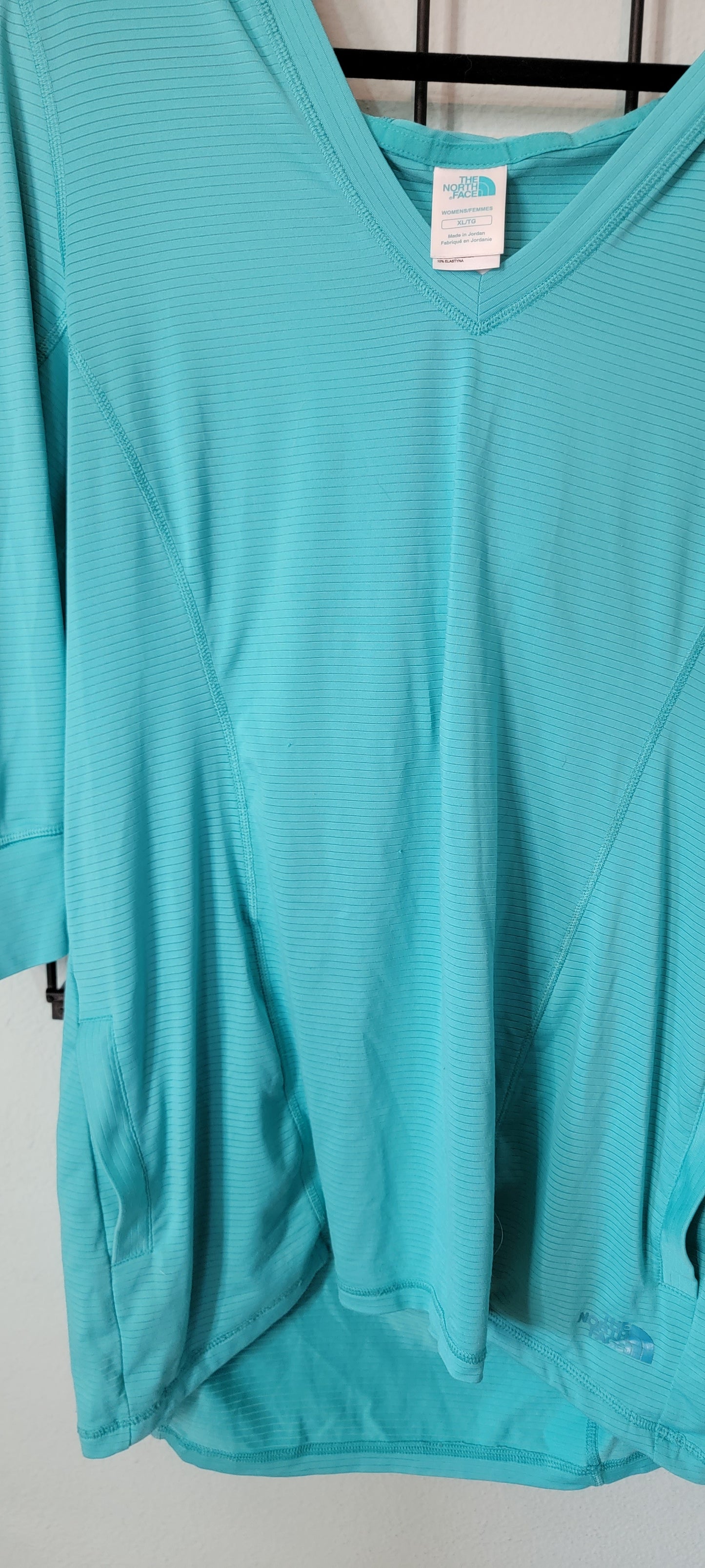 XL The North Face Lightweight Athletic Hooded Pull Over